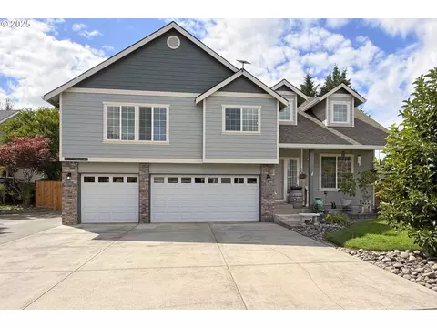 2036 NW Woodland Dr, Mcminnville, OR 97128