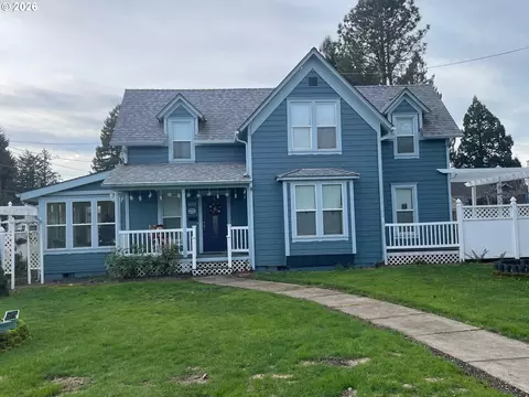 429 S Main St, Newberg, OR 97132