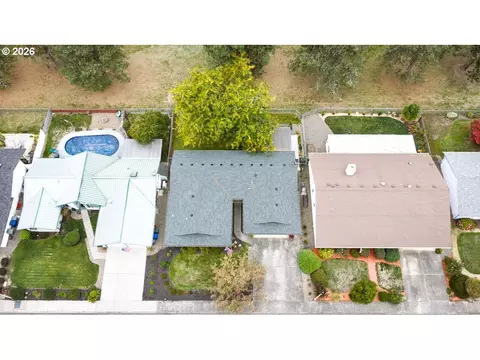 View/Area - 987 Munkers Ct SE, Salem, OR 97317 photo 1 of 4