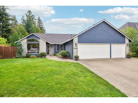 16456 Wayne Dr, Oregon City, OR 97045