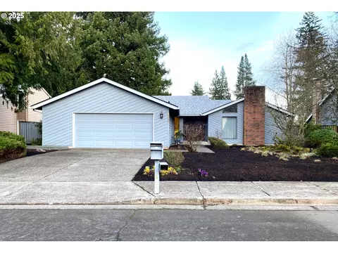 19996 NW Metolius Dr, Portland, OR 97229