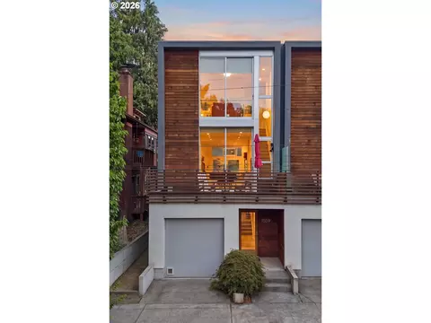 1559 SE Ankeny St, Portland, OR 97214