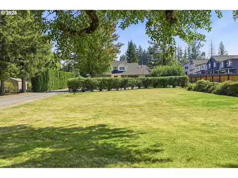 Exterior - 4700 SE Chase Rd, Gresham, OR 97080 photo 12 of 13