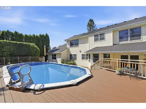 Exterior - 4700 SE Chase Rd, Gresham, OR 97080 photo 7 of 13