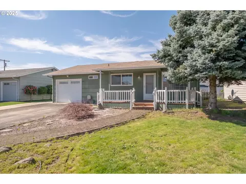 1685 Umpqua Rd, Woodburn, OR 97071
