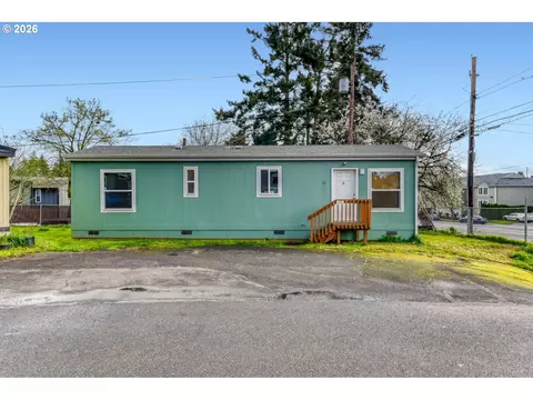 4264 SE 122nd Ave #13, Portland, OR 97236