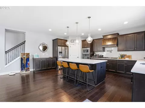 Kitchen - 2709 SW 43rd St, Gresham, OR 97080 photo 3 of 5