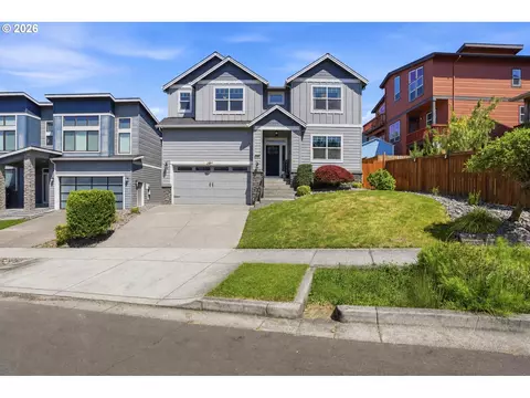 Exterior - 2709 SW 43rd St, Gresham, OR 97080 photo 2 of 9