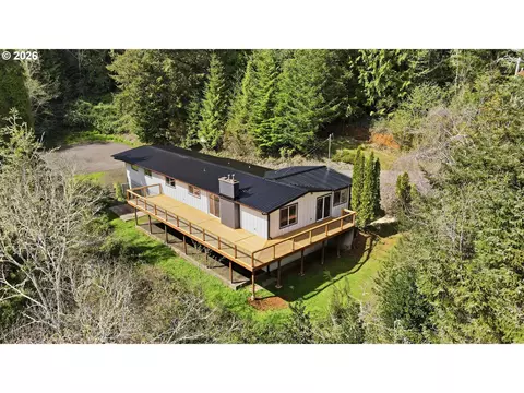 1395 Ingersoll St, Coos Bay, OR 97420