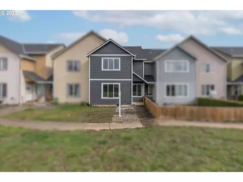 821 Village Pl, Dayton, OR 97114