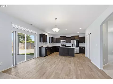 Other - 5290 Squirrel St, Springfield, OR 97478 photo 1 of 9