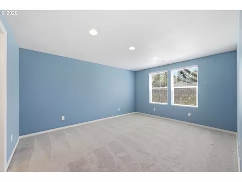 Bedroom - 5290 Squirrel St, Springfield, OR 97478 photo 1 of 7