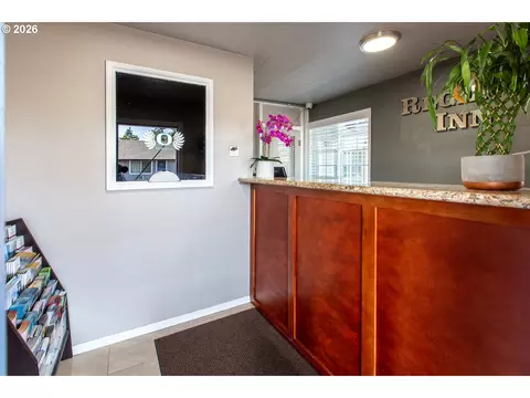 Entry Way - 1152 Main St, Springfield, OR 97477 photo 2 of 2