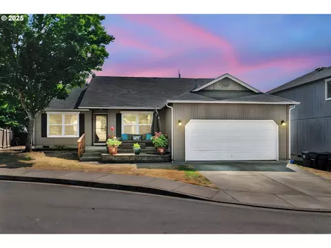 6057 Pebble Ct, Springfield, OR 97478