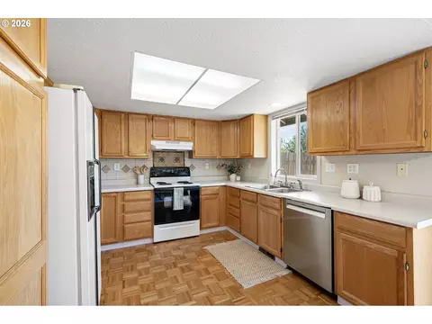 Kitchen - 3843 Souza St, Eugene, OR 97402 photo 1 of 5