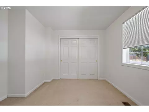 Bedroom - 3843 Souza St, Eugene, OR 97402 photo 5 of 7