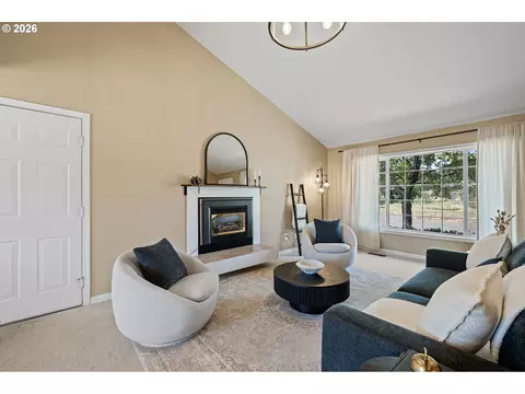 Living - 3843 Souza St, Eugene, OR 97402 photo 2 of 5
