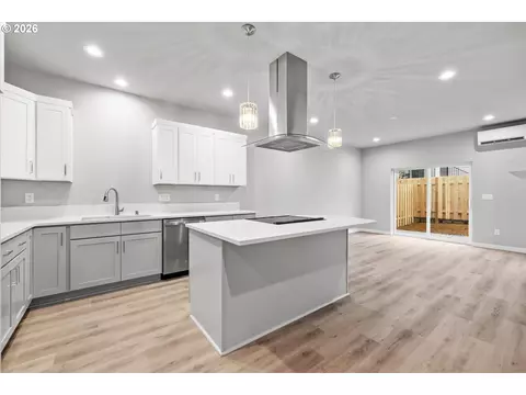Kitchen - 2469 NW 1st Dr, Gresham, OR 97030 photo 1 of 5