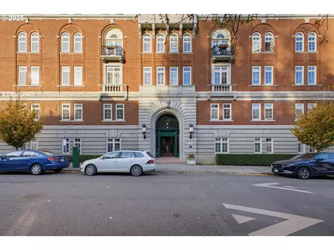 2015 NW Flanders St #214, Portland, OR 97209