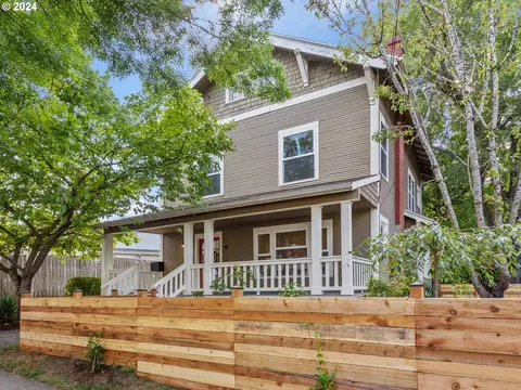25 NE 47th Ave, Portland, OR 97213