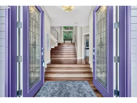 Entry Way - 4647 SE Honors Dr, Gresham, OR 97080 photo 2 of 3
