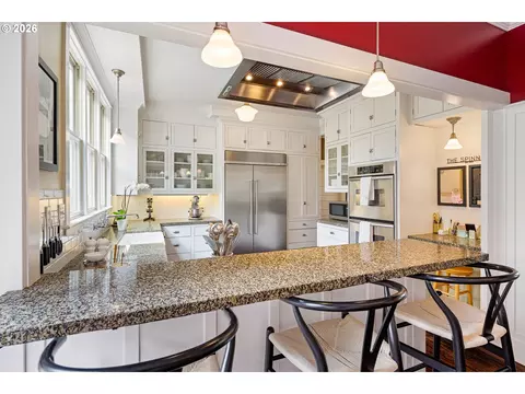 Kitchen - 1060 W 17th Ave, Eugene, OR 97402 photo 1 of 5