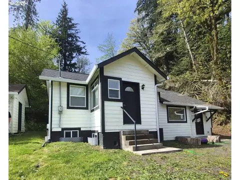 5985 Cedar St, Astoria, OR 97103