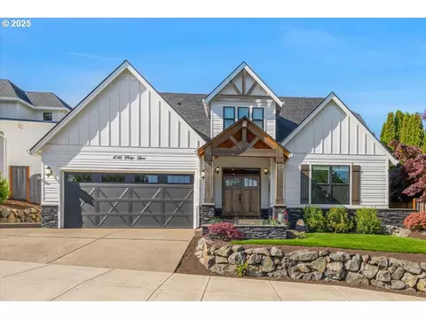 4046 Ridge Ln, West Linn, OR 97068