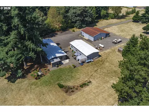 35195 SE Surface, Estacada, OR 97023 photo 2