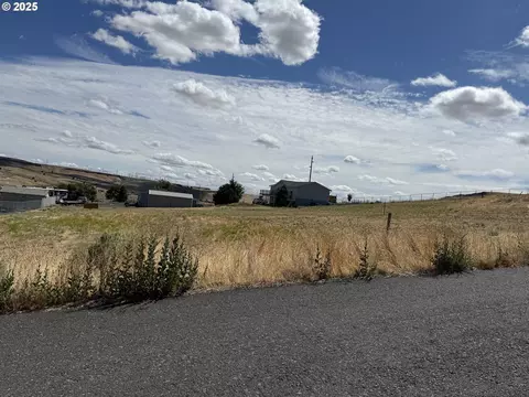 1390 Childers Rd, Arlington, OR 97812