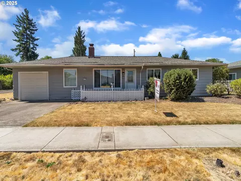 2436 Hill St S, Albany, OR 97322