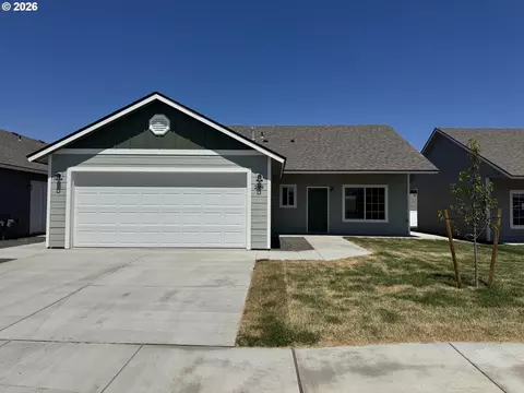 299 Michelle Ave, Umatilla, OR 97882