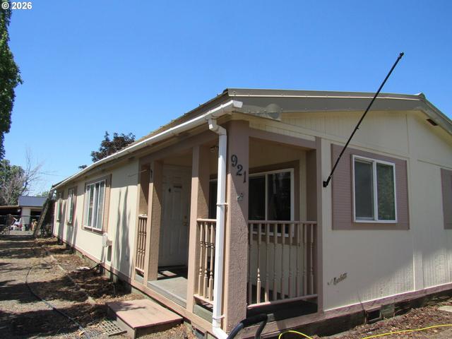 921 Vining St, Milton Freewater, OR 97862