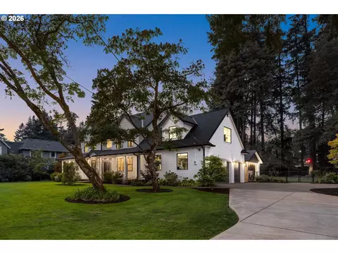 4725 Upper Dr, Lake Oswego, OR 97035