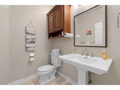 Bath - 4306 SE Augusta Loop, Gresham, OR 97080 photo 1 of 7