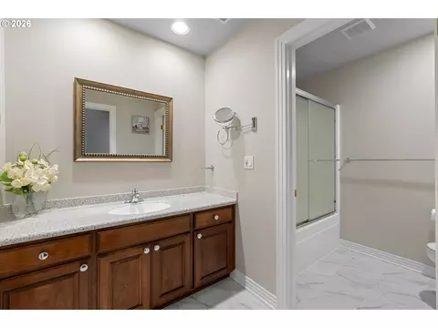 Bath - 4306 SE Augusta Loop, Gresham, OR 97080 photo 6 of 7