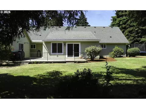 1275 Island St, Springfield, OR 97477