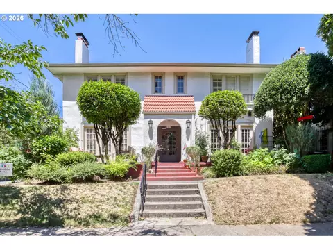 1403 NE Thompson St #1, Portland, OR 97212