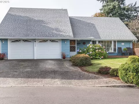 2068 NE Juniper Ct, Gresham, OR 97030