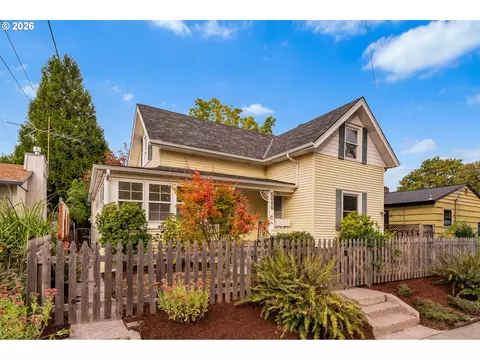 6725 N Burrage Ave, Portland, OR 97217