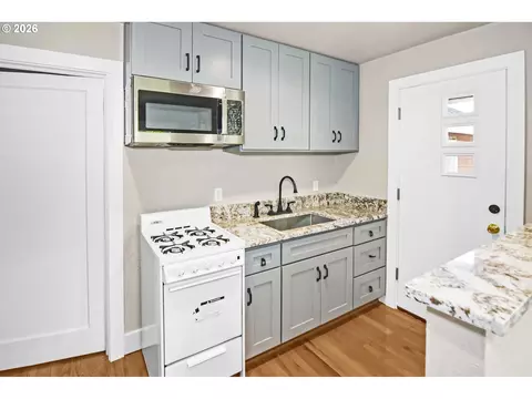 Kitchen - 608 4th St, Springfield, OR 97477 photo 1 of 5