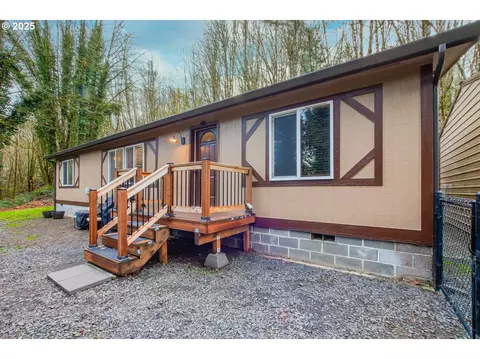 160 Allen Bros Dr, Castle Rock, WA 98611