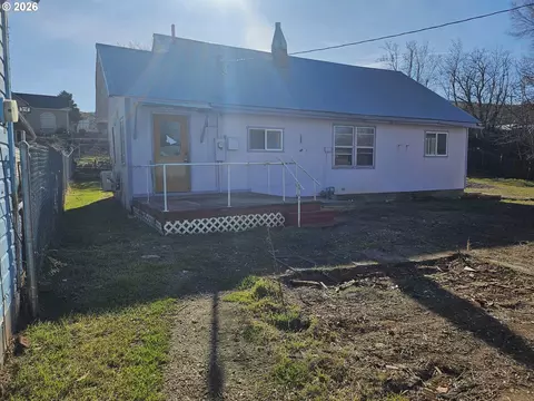 45 W Jefferson St, Huntington, OR 97907