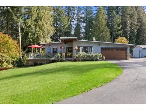 11790 SE Wildwood Dr, Damascus, OR 97089