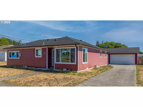 1532 Maryland Ave, Myrtle Point, OR 97458