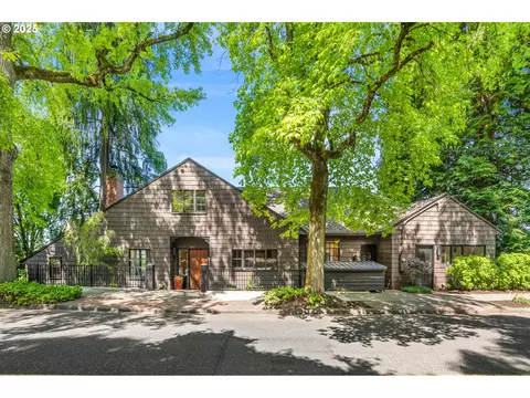 2687 NW Cornell Rd, Portland, OR 97210