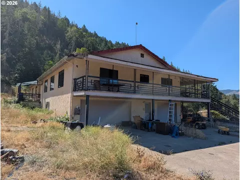 1730 Gazley Rd, Myrtle Creek, OR 97457