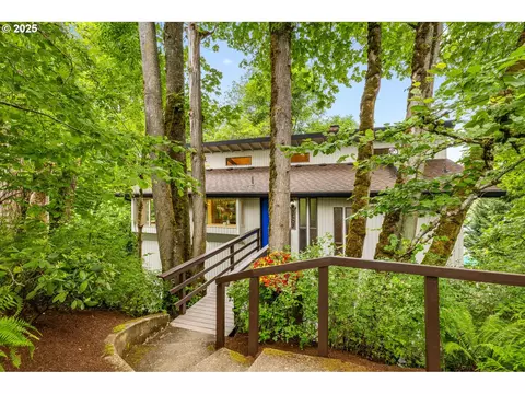 25777 NE Butteville Rd, Aurora, OR 97002