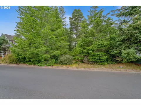 1639 Willow Loop, Florence, OR 97439 photo 7