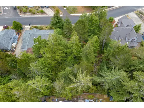1639 Willow Loop, Florence, OR 97439 photo 16